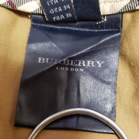 Burberry London Capris - Picture 5 of 10